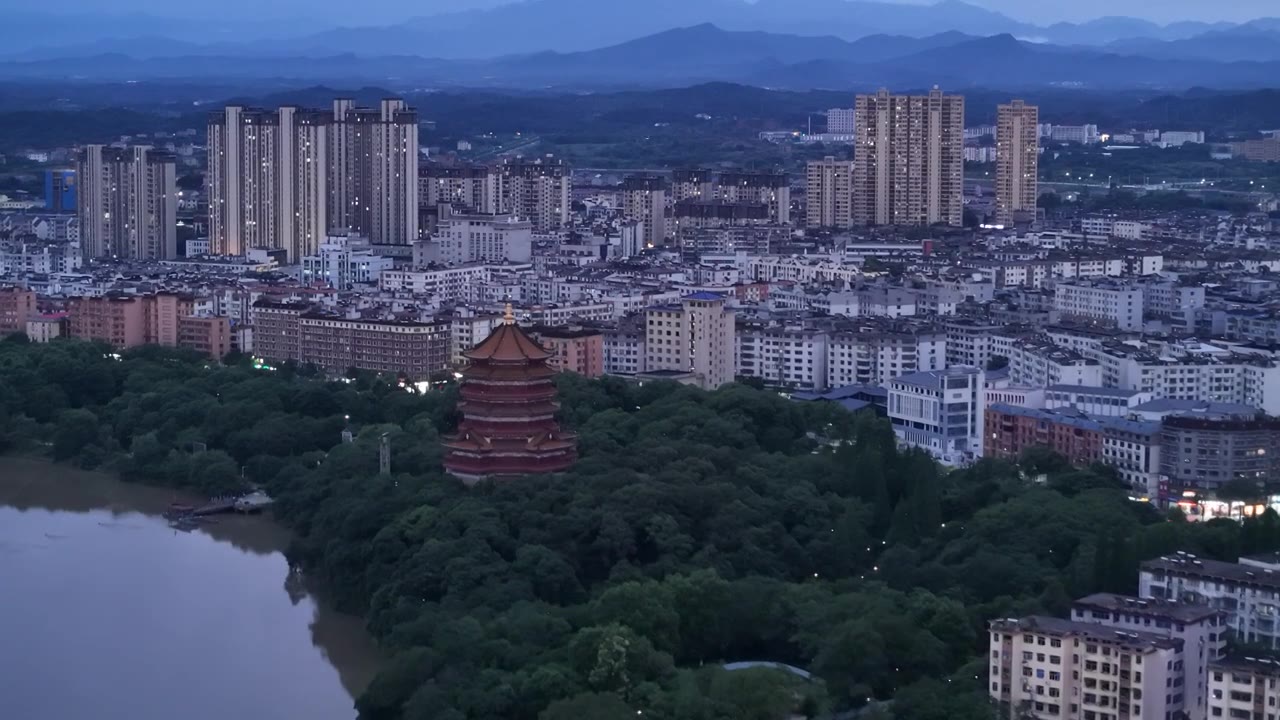 鹰潭月湖区北极阁视频素材