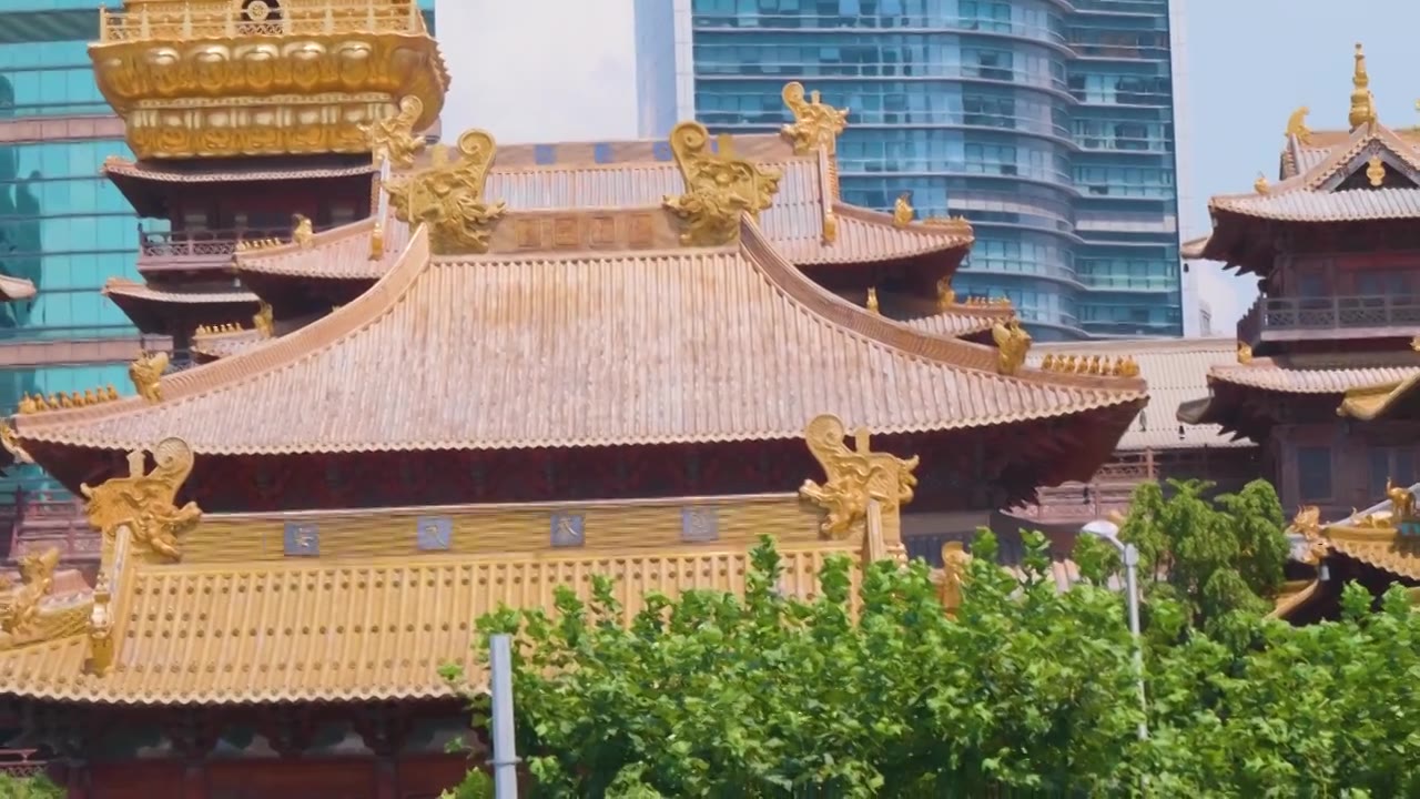 上海静安寺城市街道车流人流视频素材