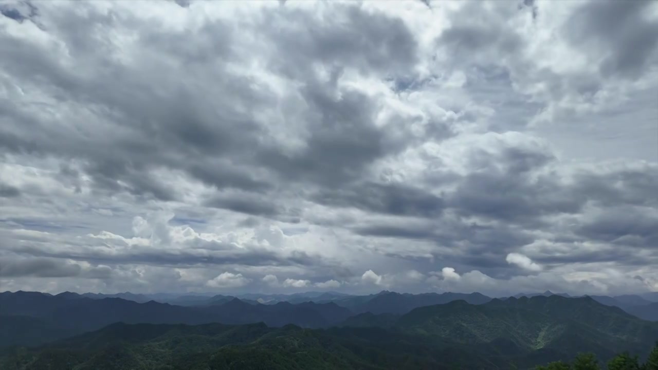 高山云雾风景延时视频素材