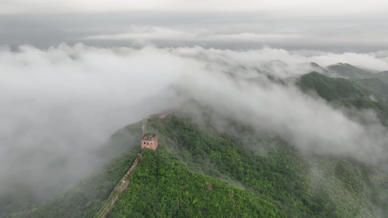 金山岭长城东段日出云海视频素材