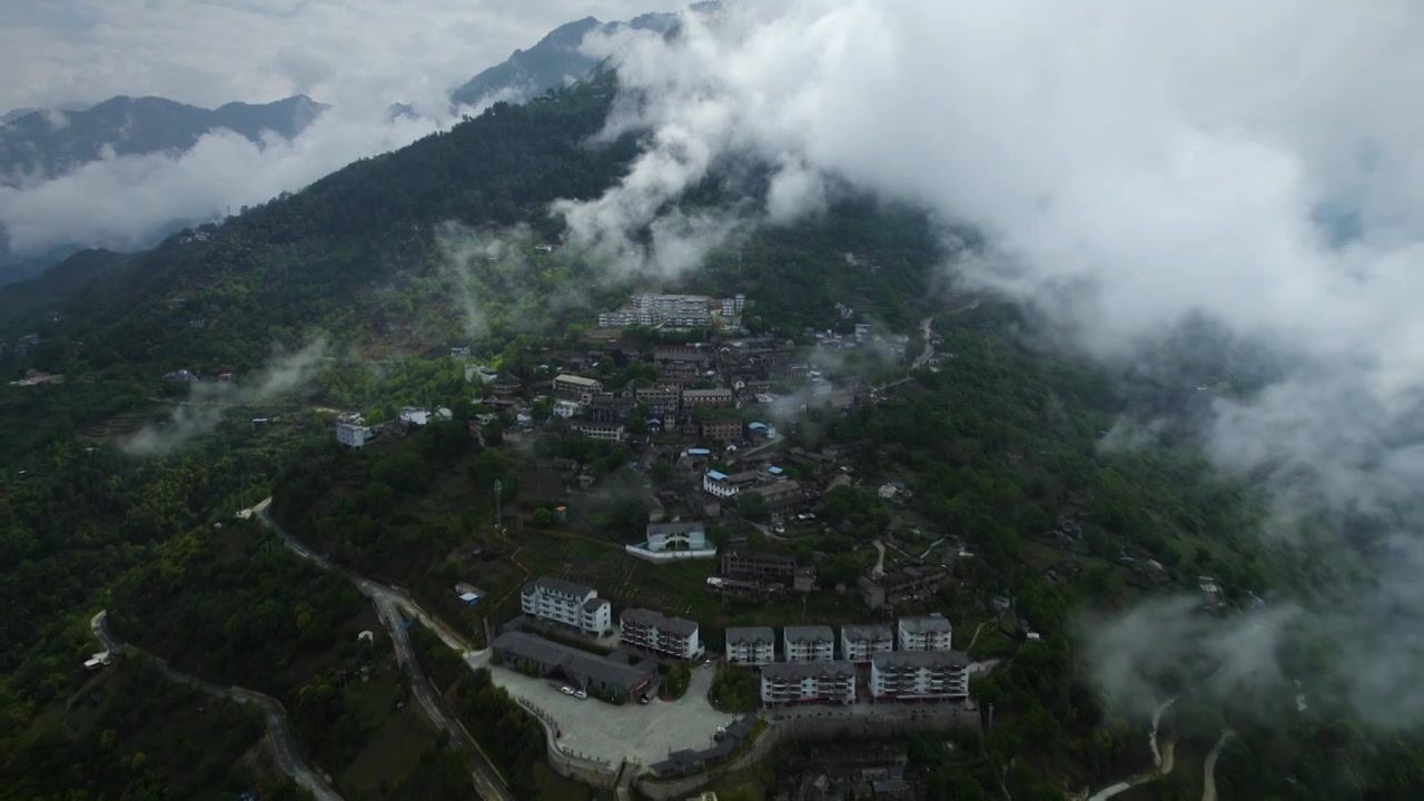 航拍云南省怒江泸水市知子罗村古村落航拍视频素材