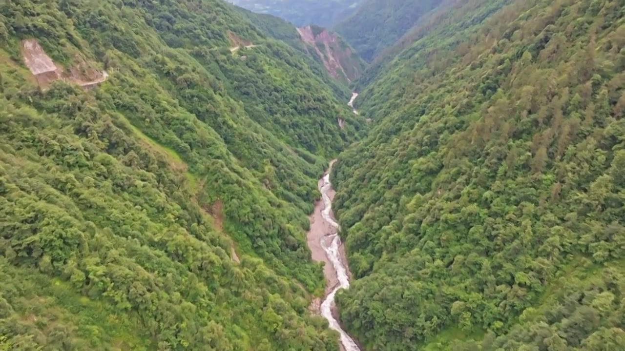 德贡公路 航拍视频素材