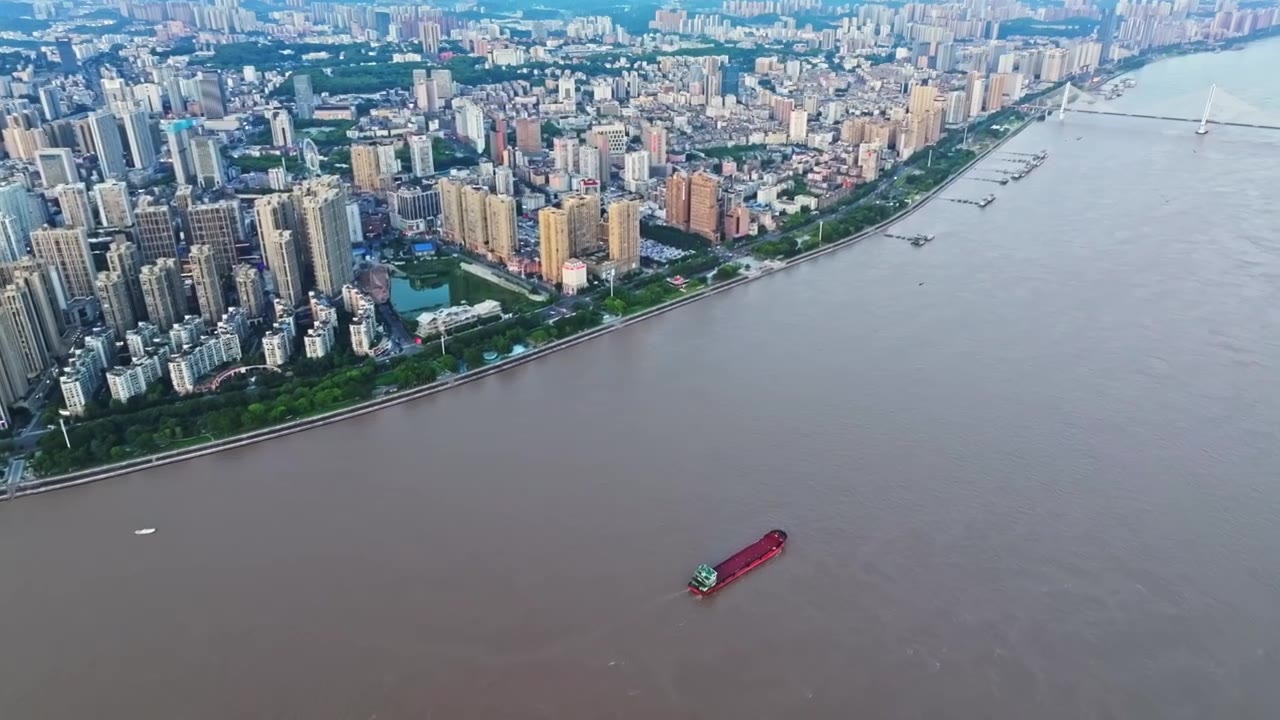 长江宜昌段航运航拍视频素材