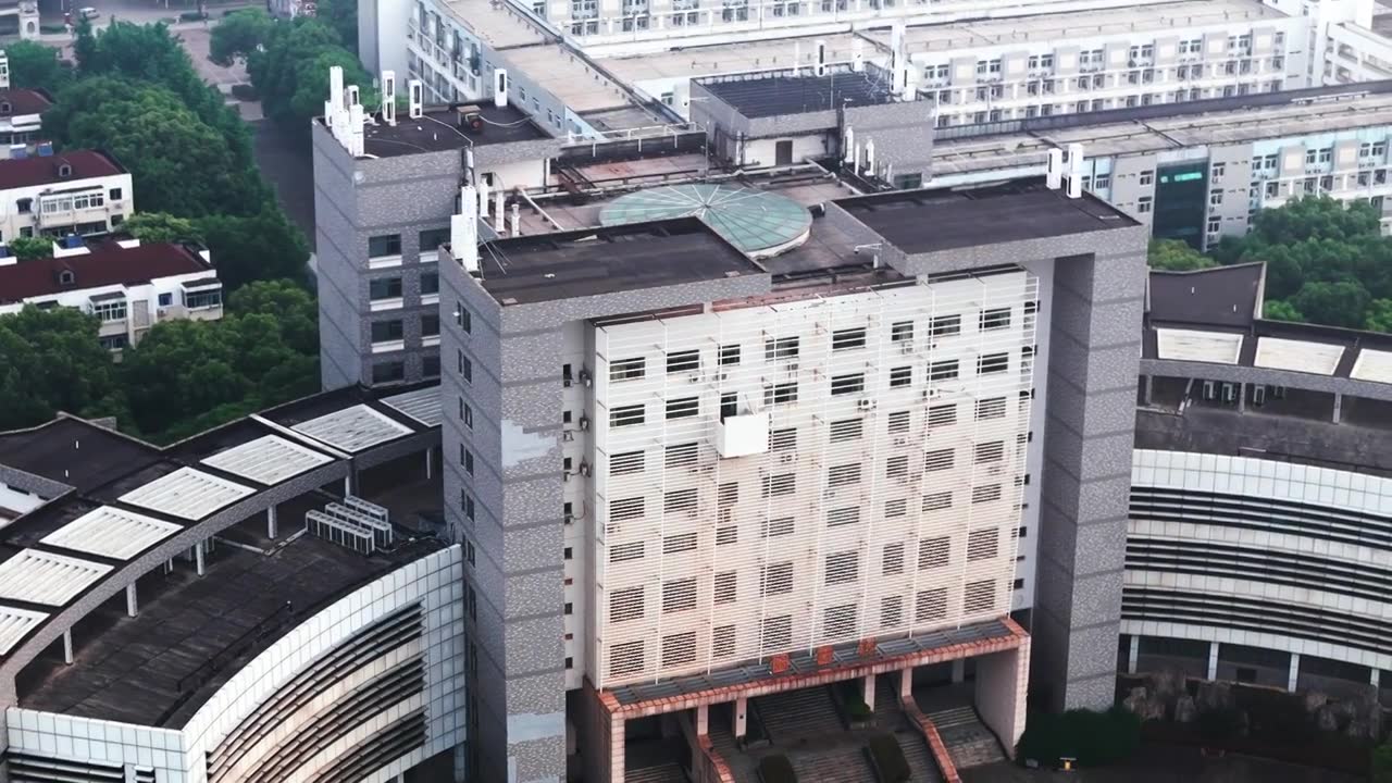 江西南昌 江西财经大学麦庐园校区 图书馆 图文信息大楼航拍（合法报备）视频下载