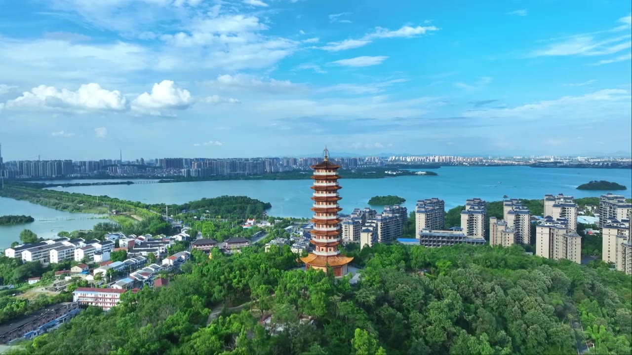 湖南岳阳圣安寺航拍视频素材