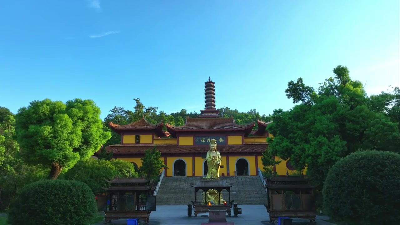 湖南岳阳圣安寺航拍视频素材