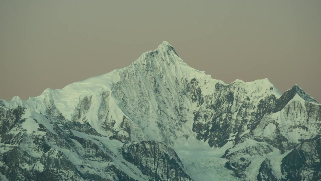 梅里雪山延时视频下载