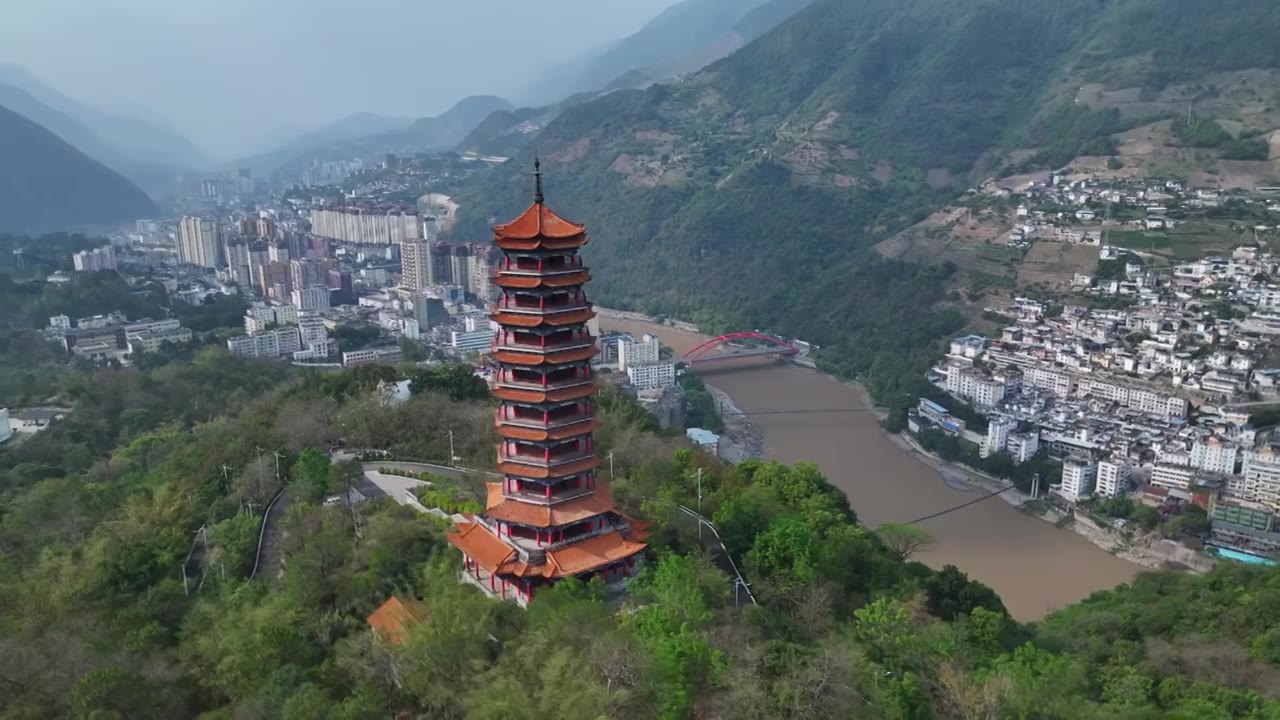 云南怒江州泸水市青山公园和谐塔航拍景观视频素材