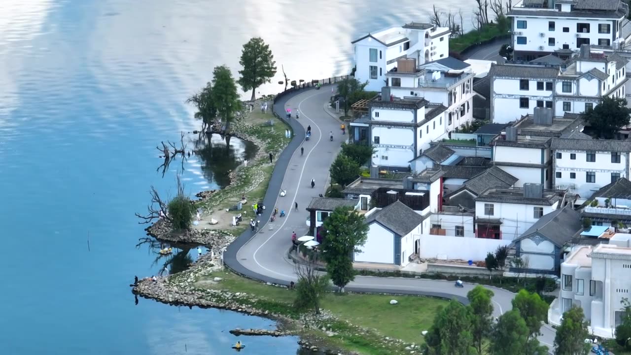 航拍云南旅游大理洱海网红S湾街景视频素材