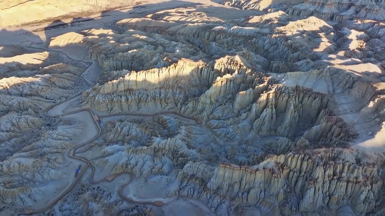 中国西藏阿里地区扎达土林霞义沟日出风光视频下载