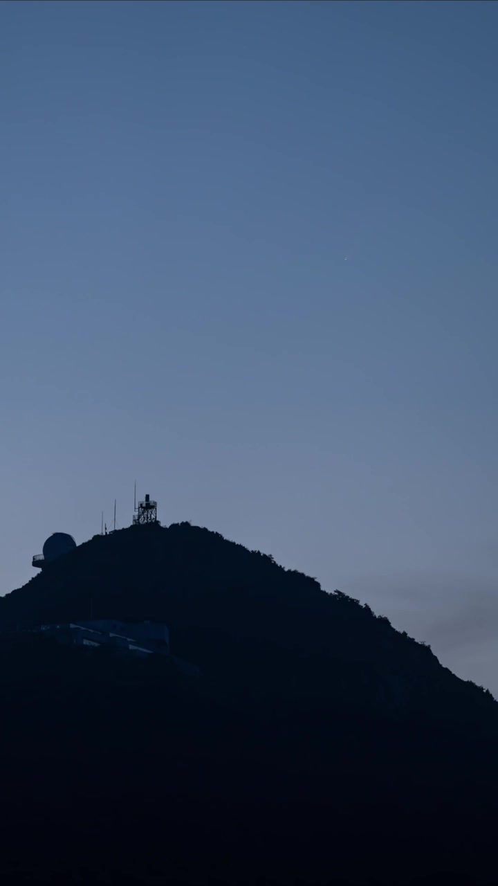 广东深圳西涌天文台紫金山阿特拉斯彗星延时视频素材