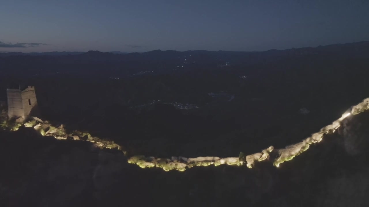 航拍司马台长城夜景照明视频素材