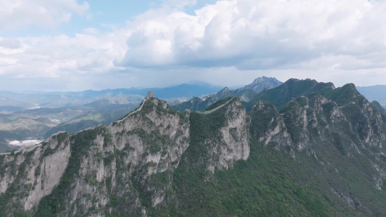 航拍万里长城司马台风景视频素材