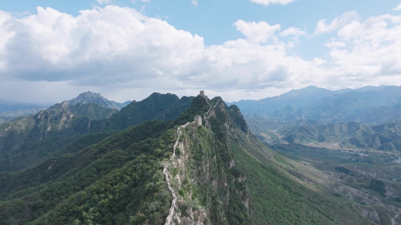 航拍万里长城司马台风景视频素材