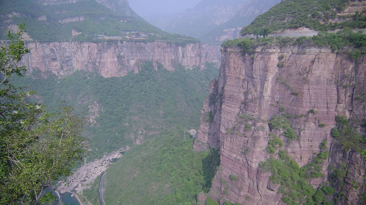 豫西大峡谷视频素材画面3