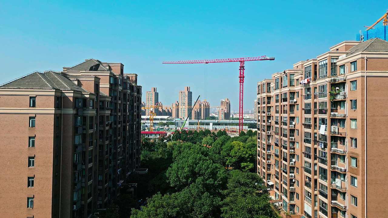 上海嘉里中心建设中视频素材画面2