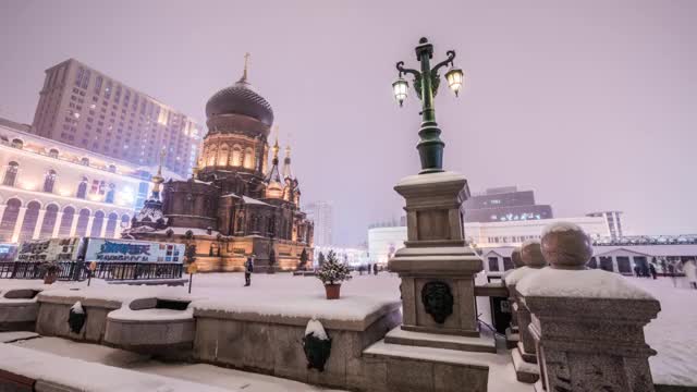 雪夜圣索菲亚教堂视频素材