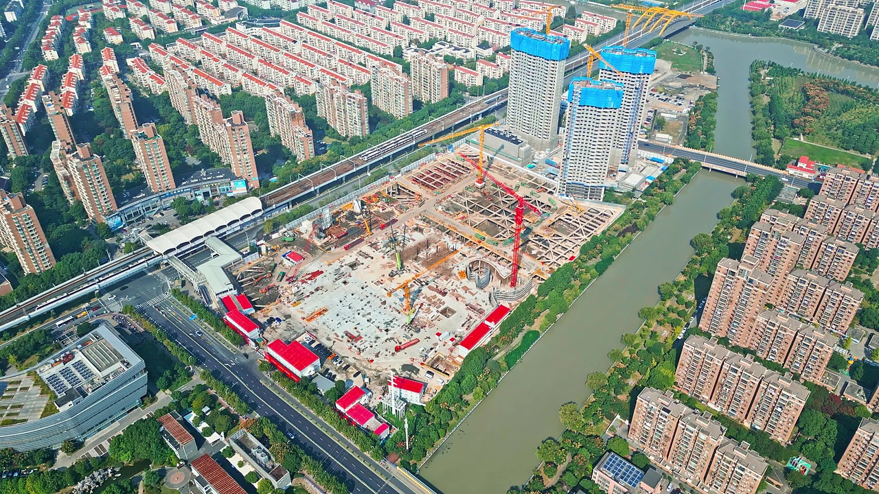 上海嘉里中心建设中视频素材画面2
