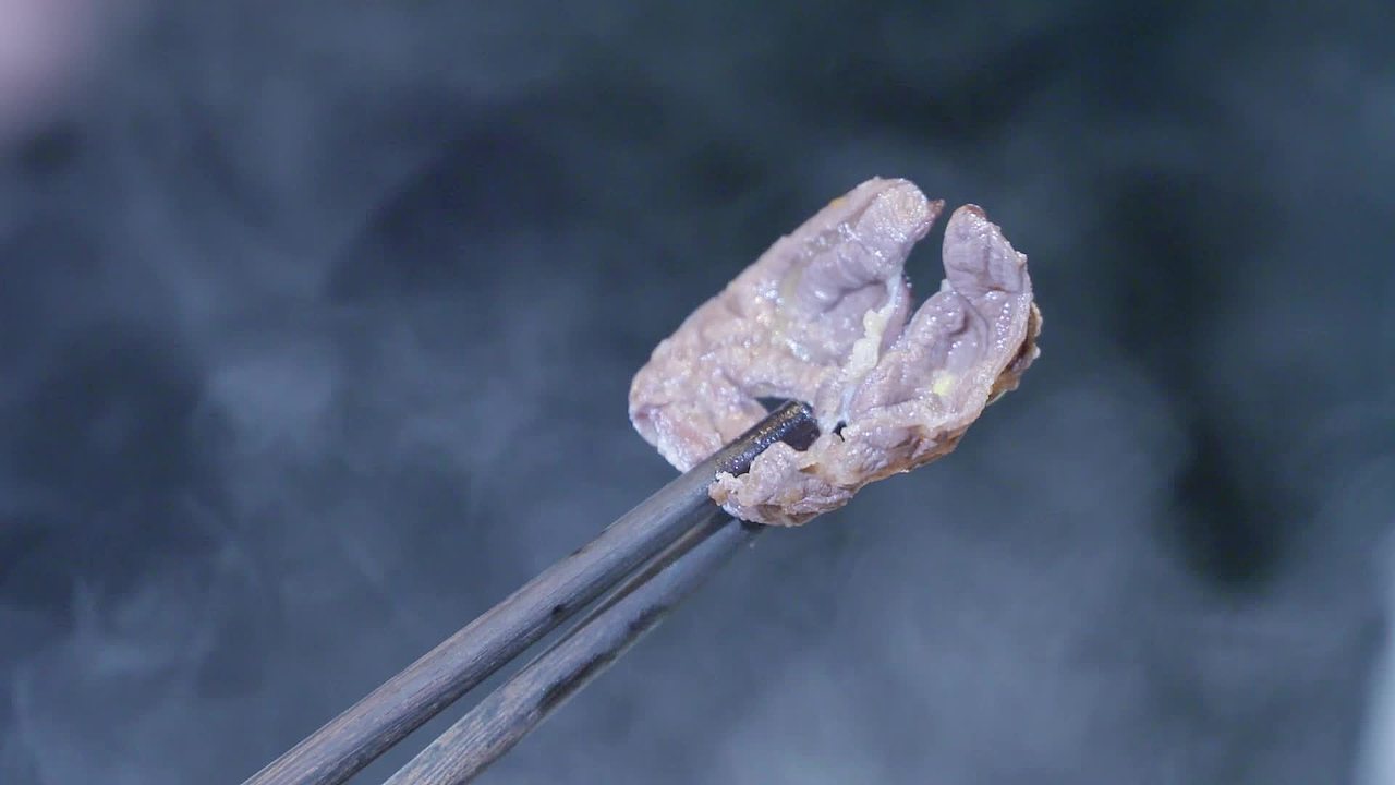 火锅 潮汕火锅 牛肉丸 手打牛肉丸 牛肉视频素材画面4