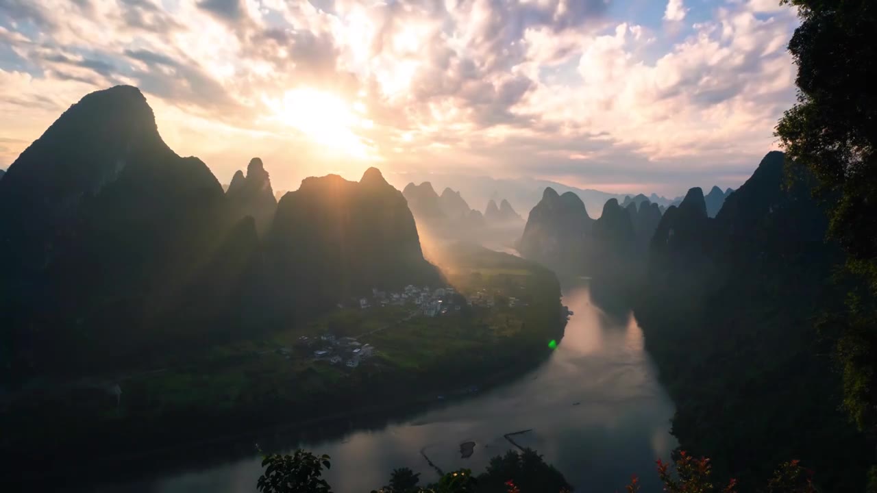 4k桂林山水风景大气空镜视频素材画面1