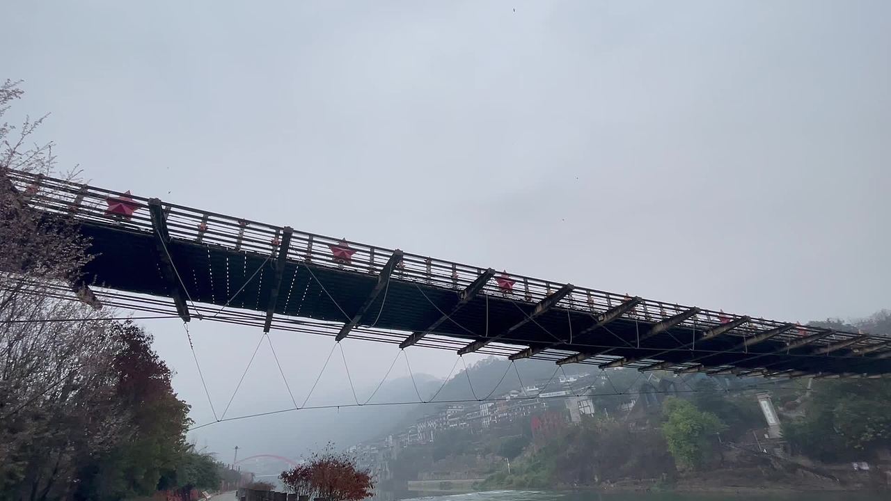 四渡赤水河纪念桥变焦视频素材画面3