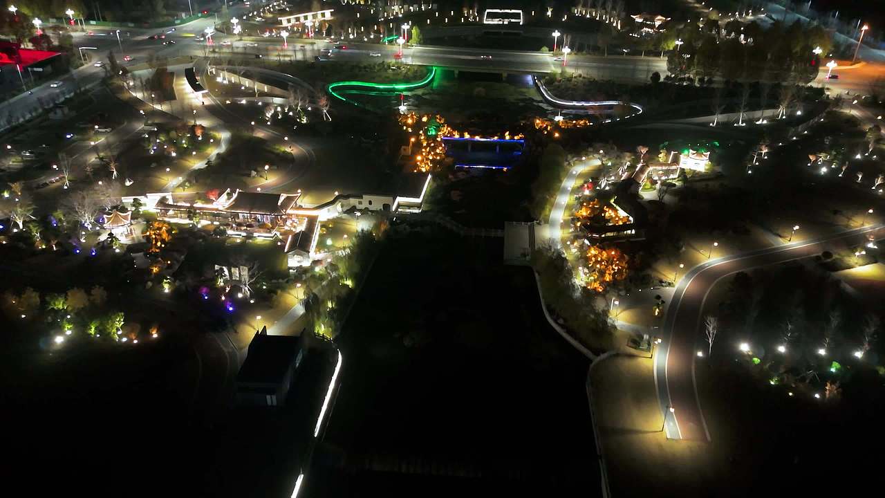 兰陵县 湿地公园 夜晚视频素材画面1