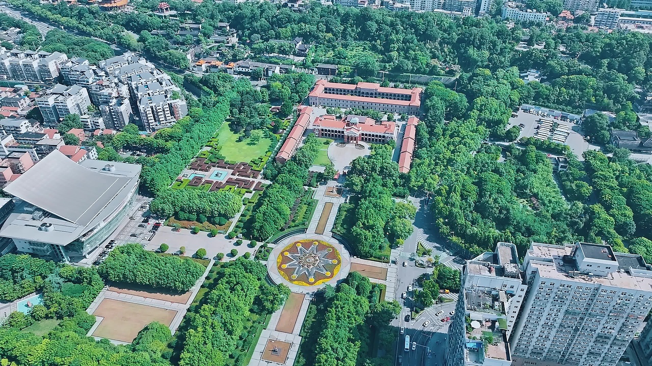 武汉辛亥革命纪念馆航拍视频素材画面3