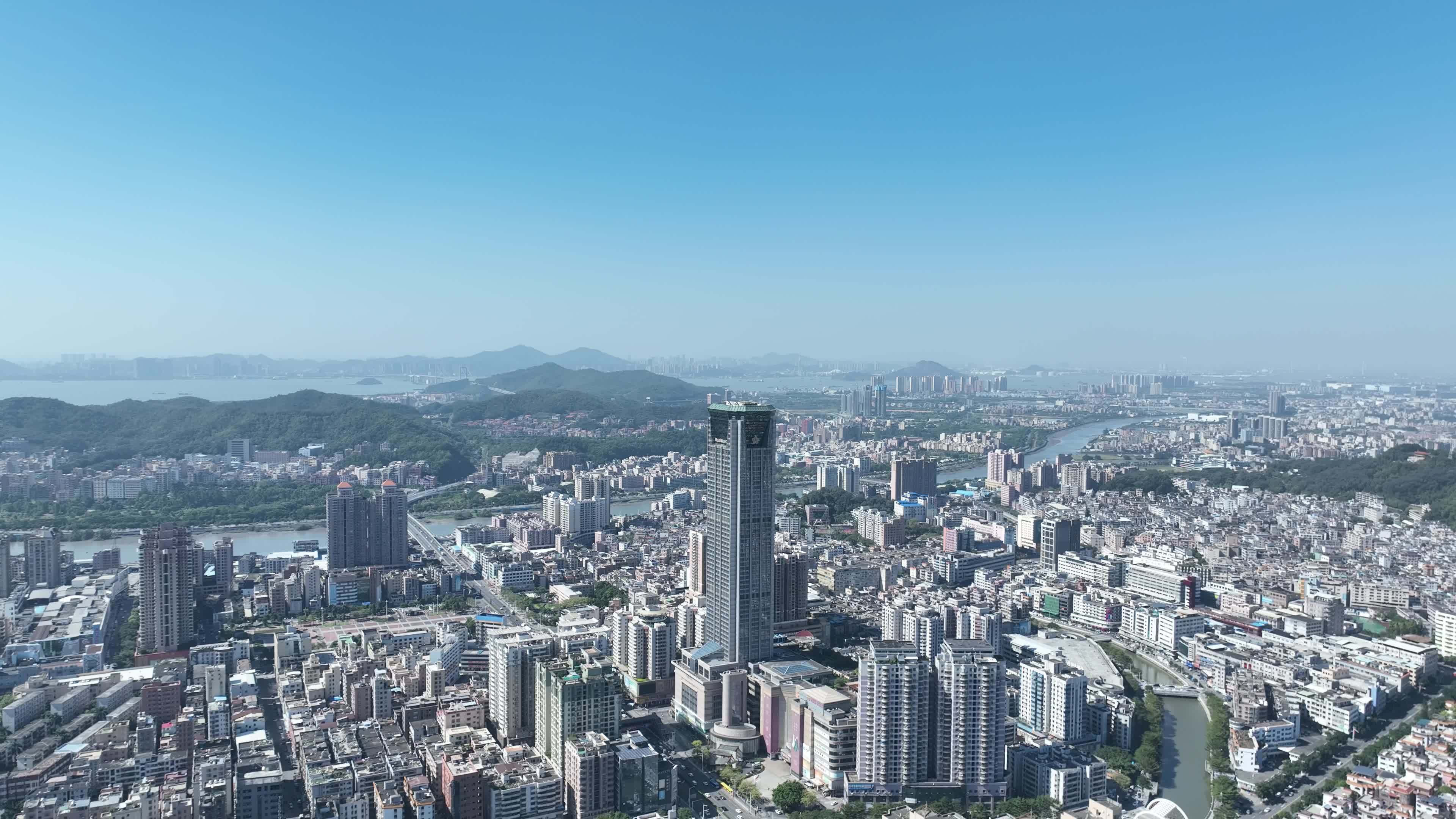 东莞虎门镇大景航拍城市建筑风光黄河时装城视频素材画面1