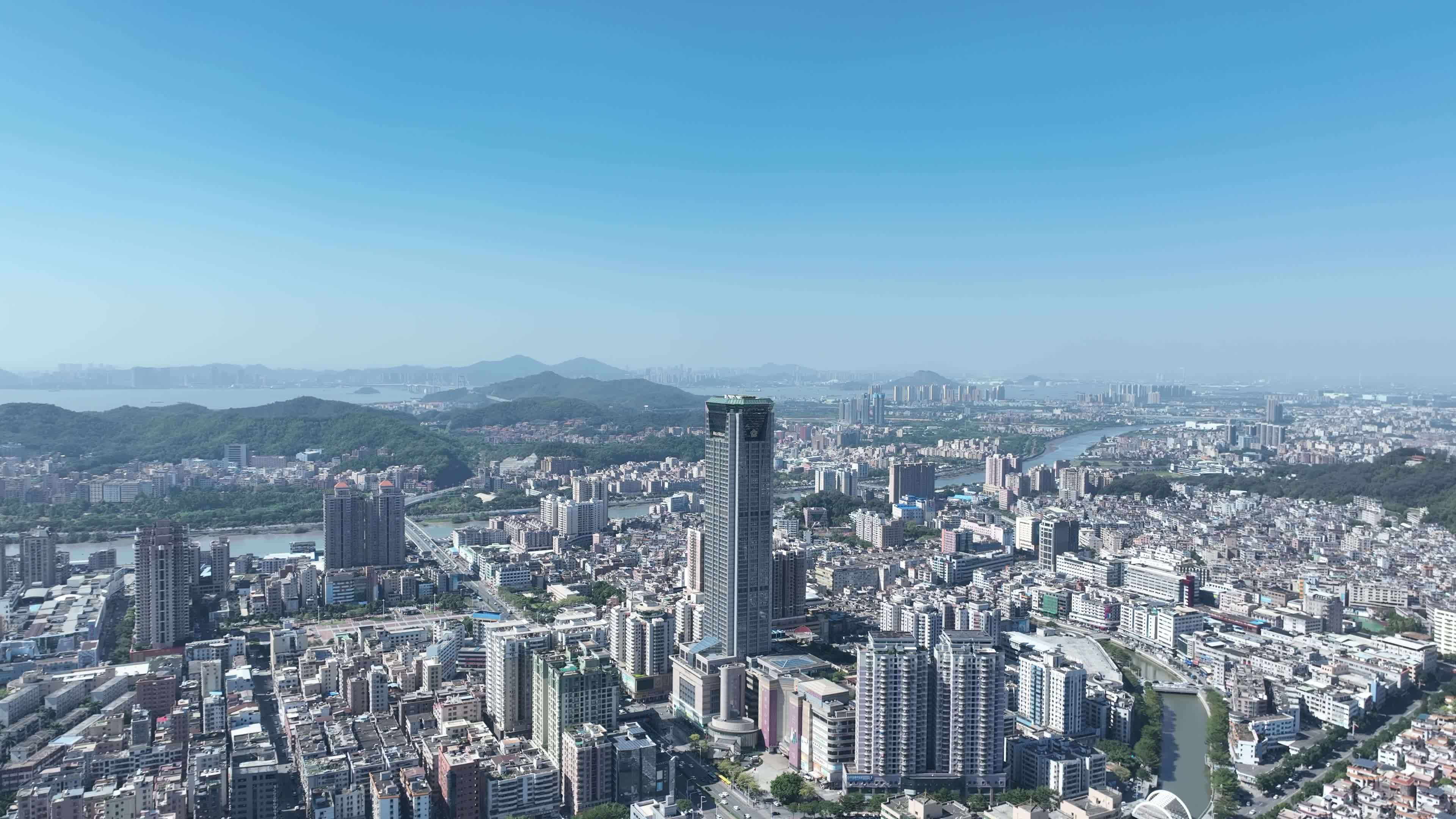 东莞虎门镇大景航拍城市建筑风光黄河时装城视频素材画面2
