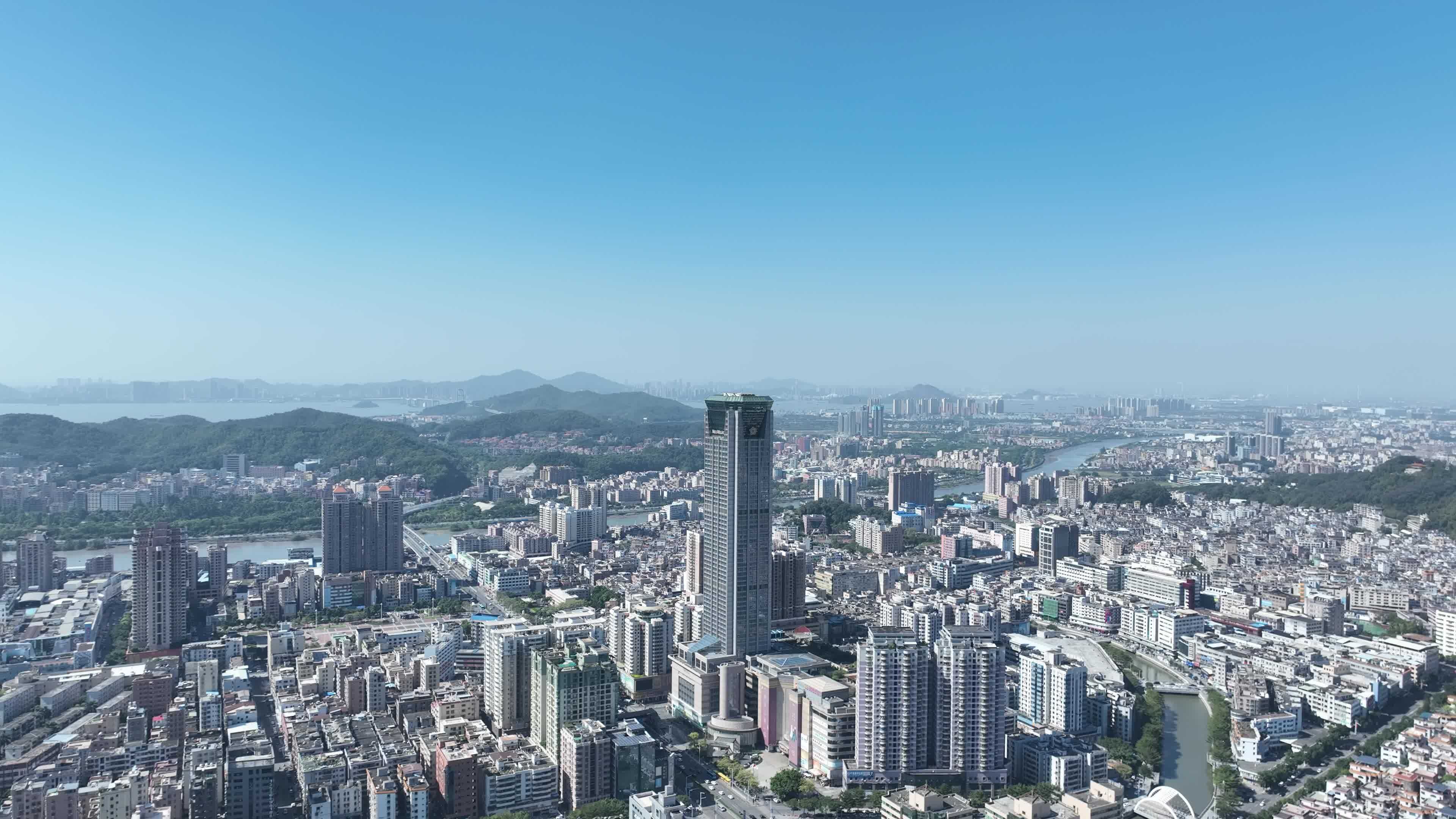 东莞虎门镇大景航拍城市建筑风光黄河时装城视频素材画面3