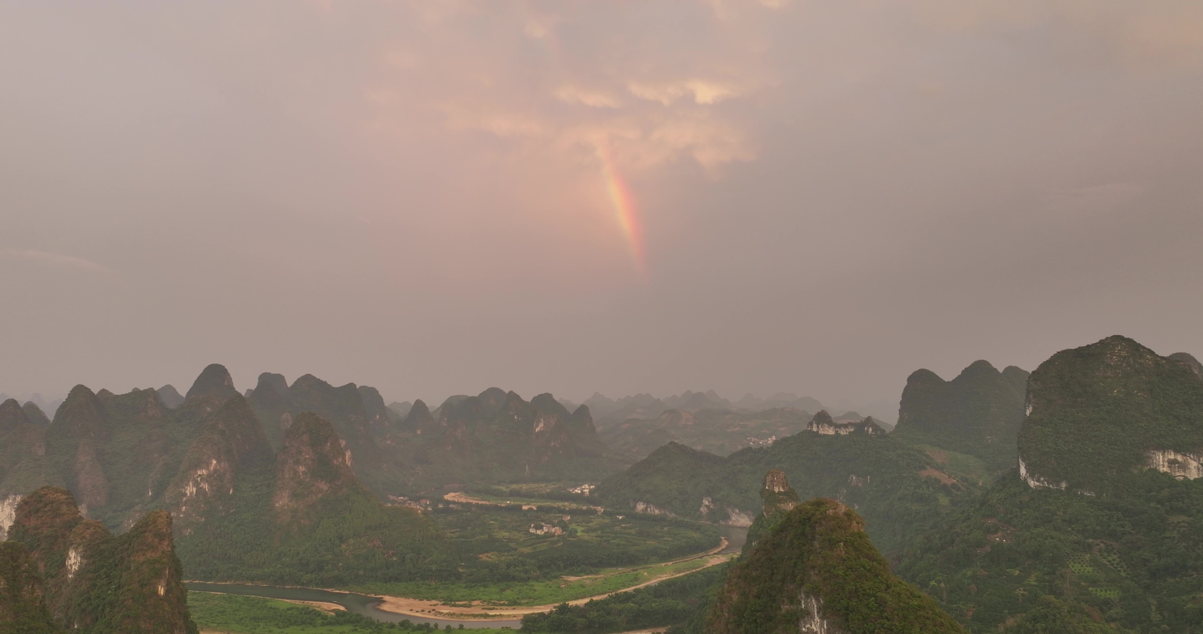 桂林 阳朔 九马画山 自然风光 日落视频素材画面3