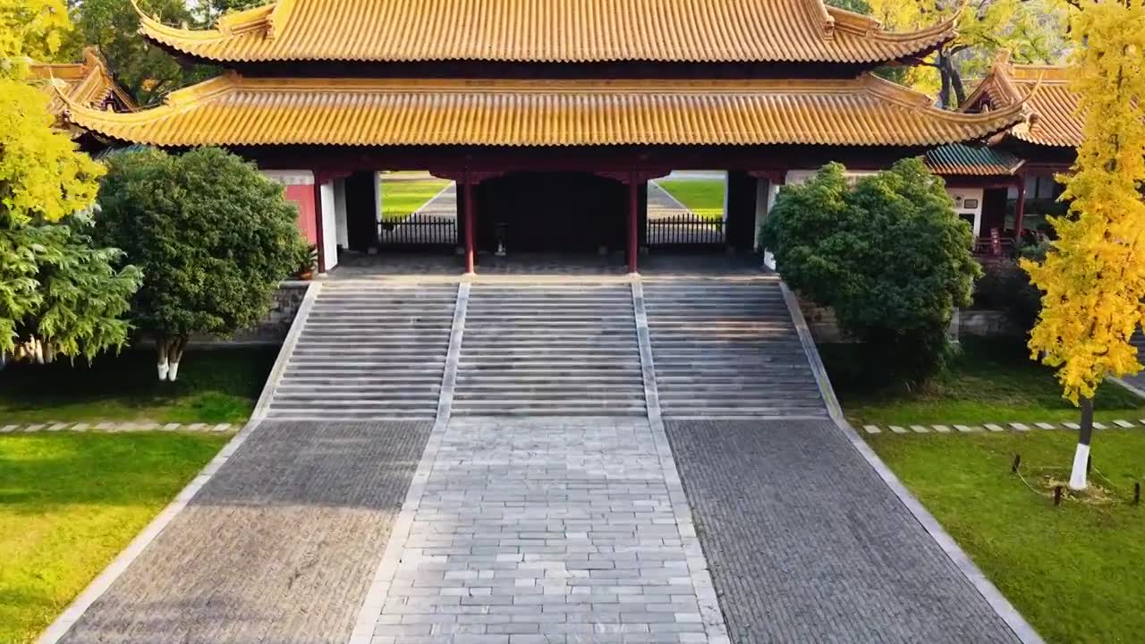 南京朝天宫秋色，江苏南京视频素材画面1