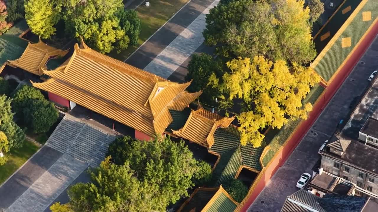 南京朝天宫秋色，江苏南京视频素材画面1