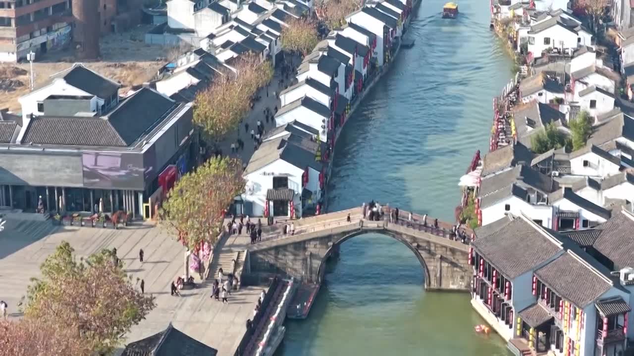 航拍无锡清名桥古运河街区视频素材画面1