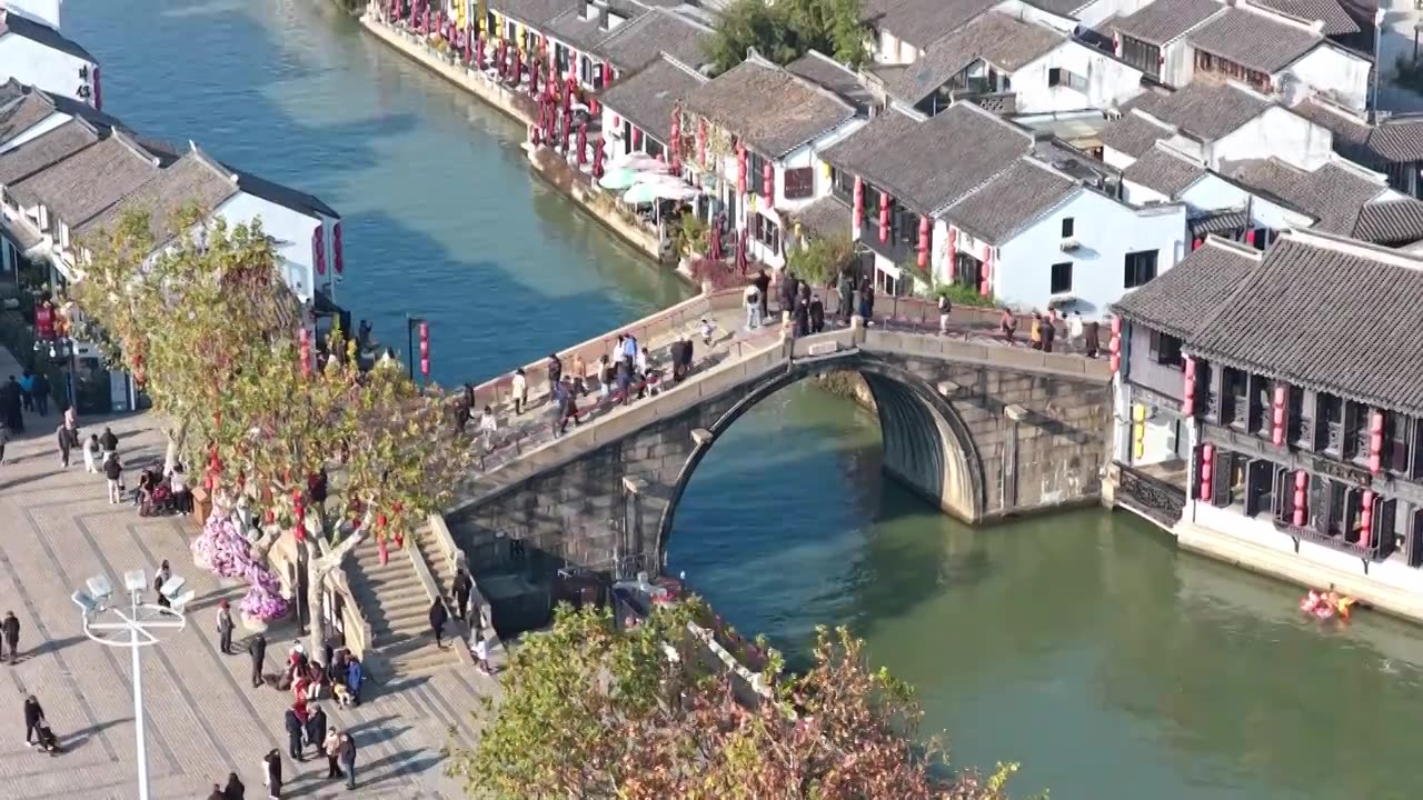 航拍无锡清名桥古运河街区视频素材画面4