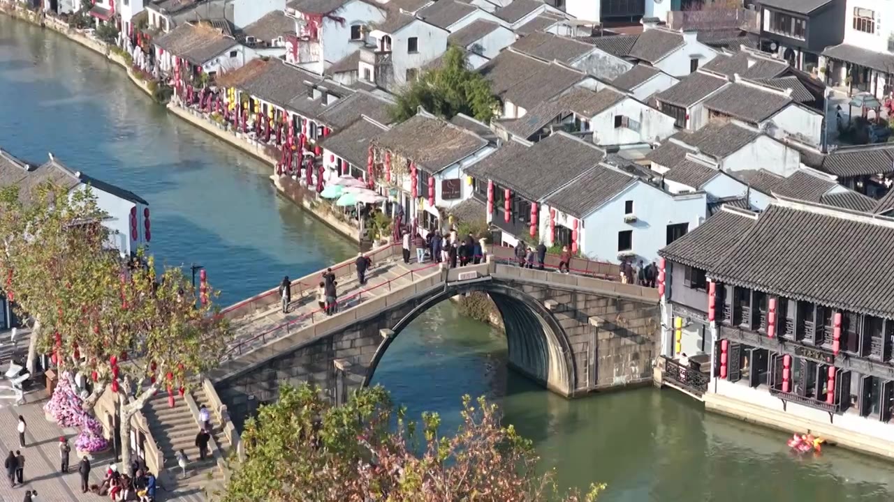 航拍无锡清名桥古运河街区视频素材画面3