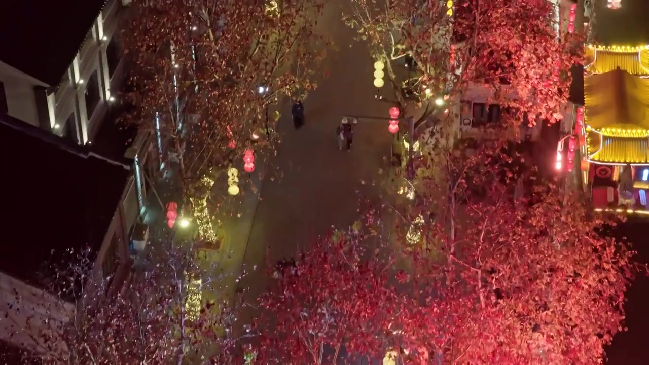 航拍无锡清名桥古运河街区夜景视频素材画面3