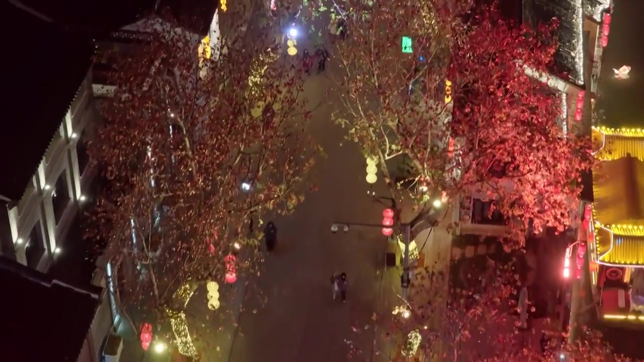 航拍无锡清名桥古运河街区夜景视频素材画面4