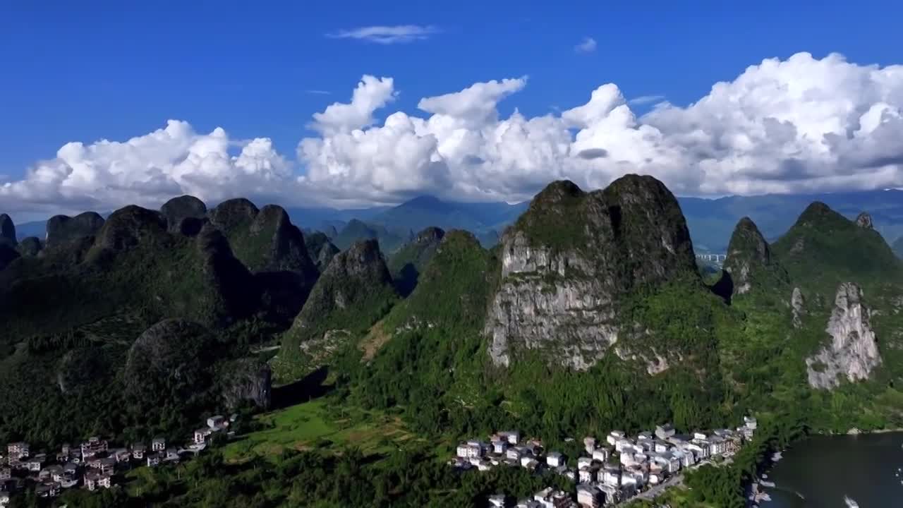 合集-广西桂林山水黄布倒影航拍美景视频素材画面1