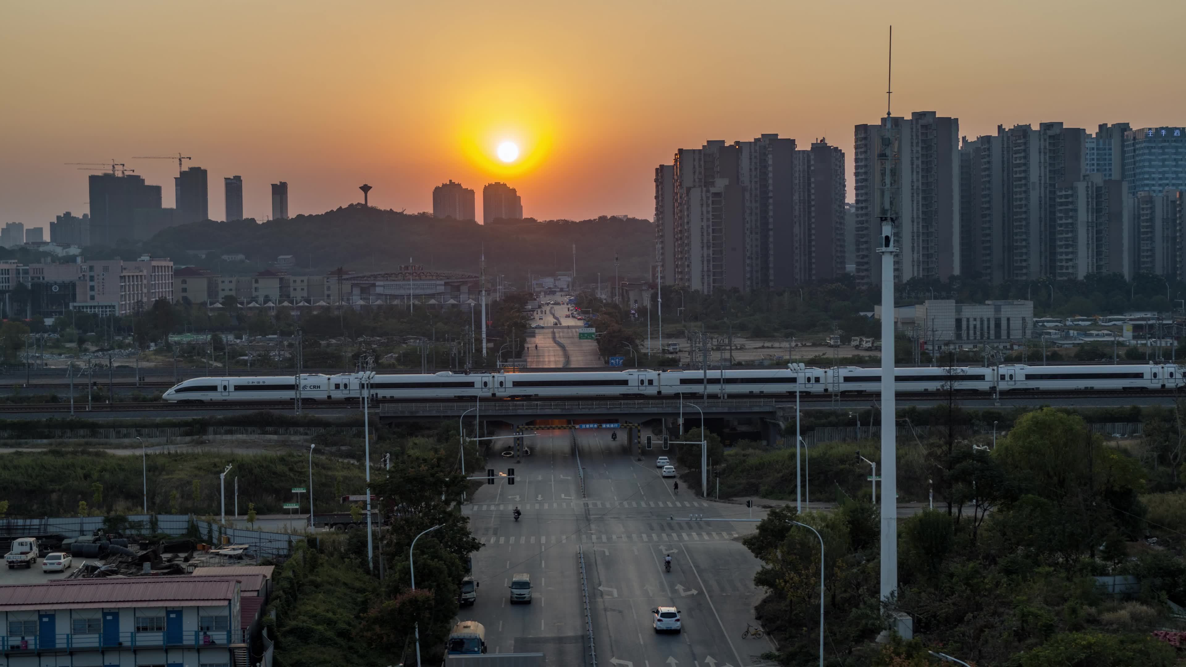 高速铁路京广线长沙高铁站视频素材画面1