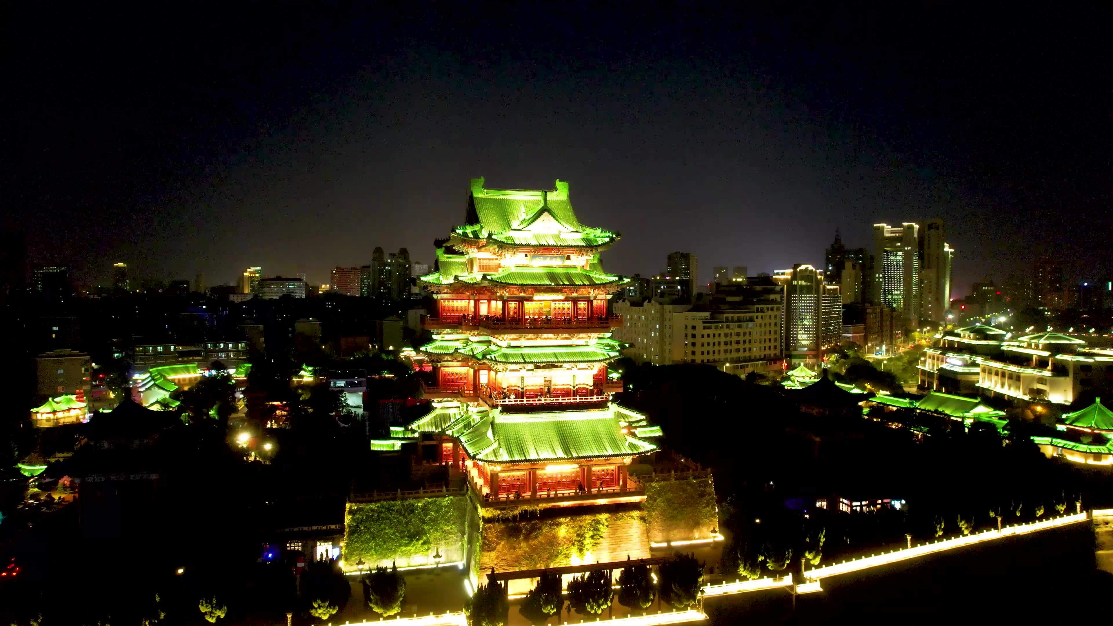 南昌滕王阁城市夜景名胜古迹赣江风光航拍视频素材画面1