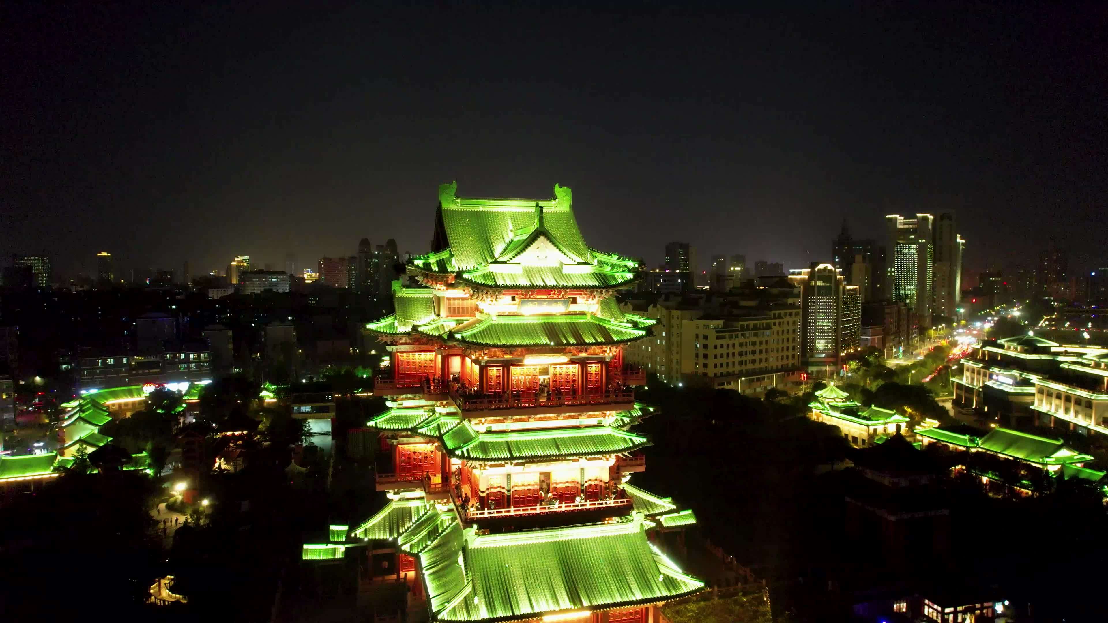 南昌滕王阁城市夜景名胜古迹赣江风光航拍视频素材画面3