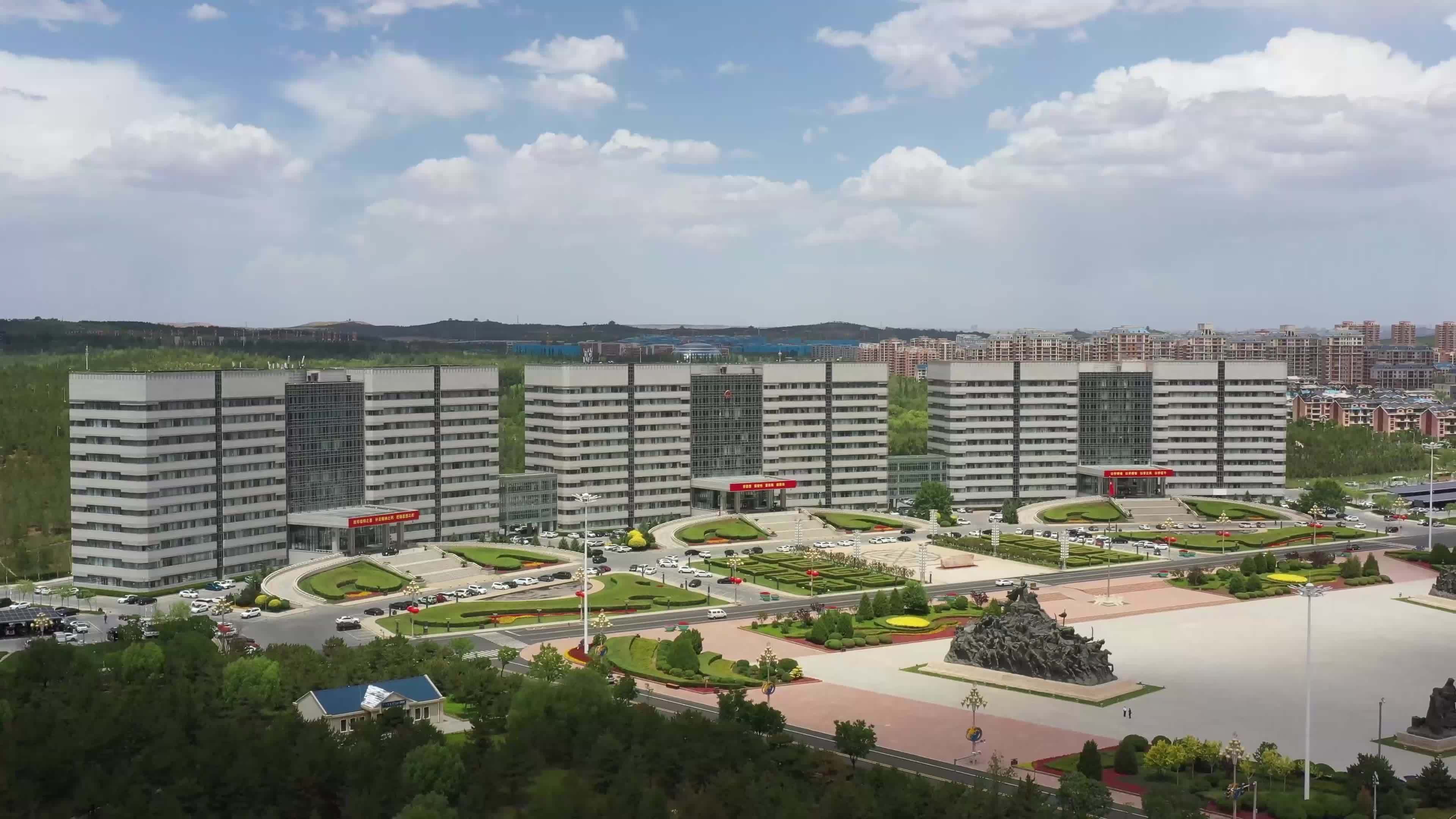 鄂尔多斯市政府航拍+延时视频素材画面3
