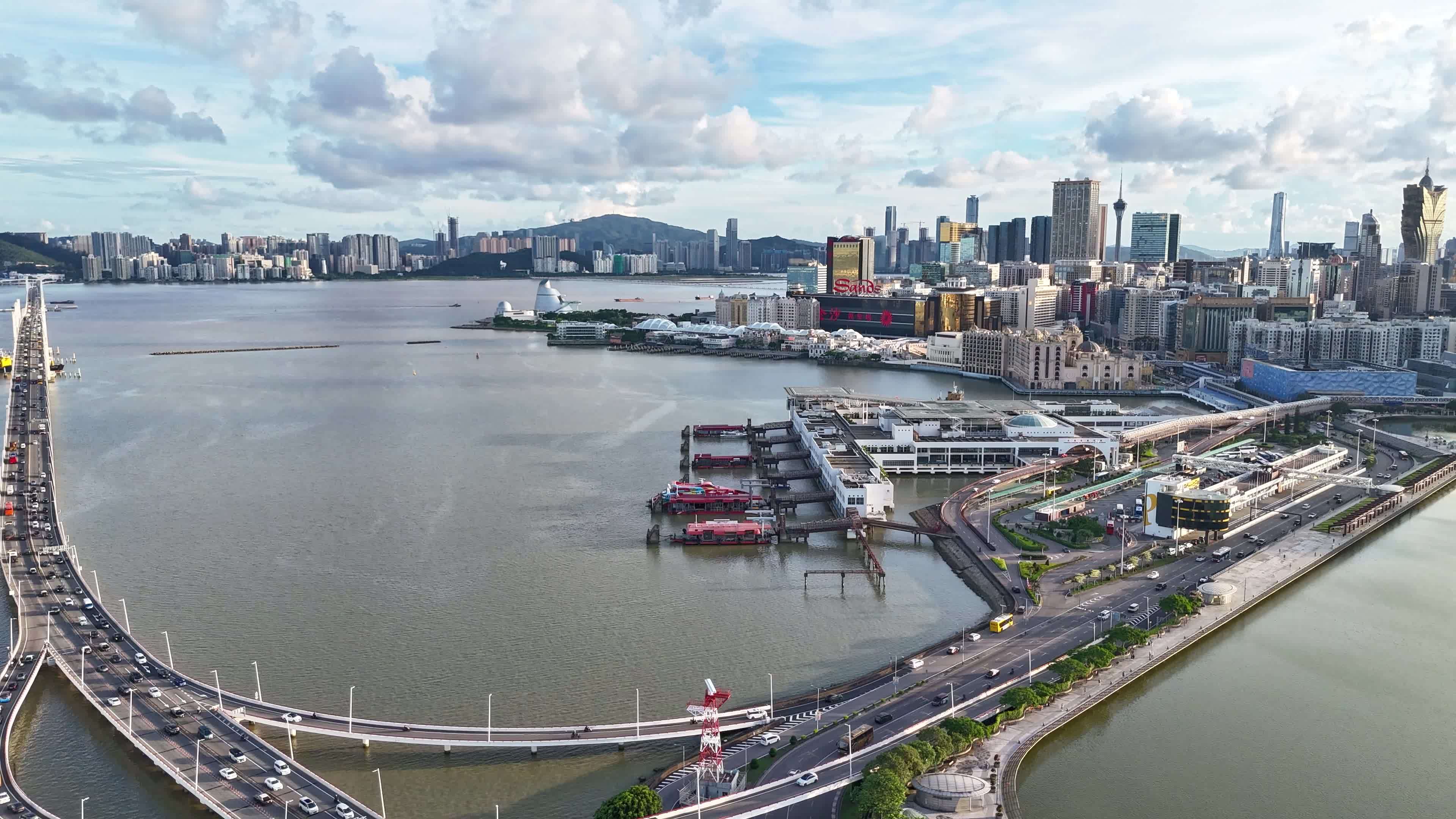 澳门外港码头友谊大桥东望洋赛道延时拍摄视频素材画面3