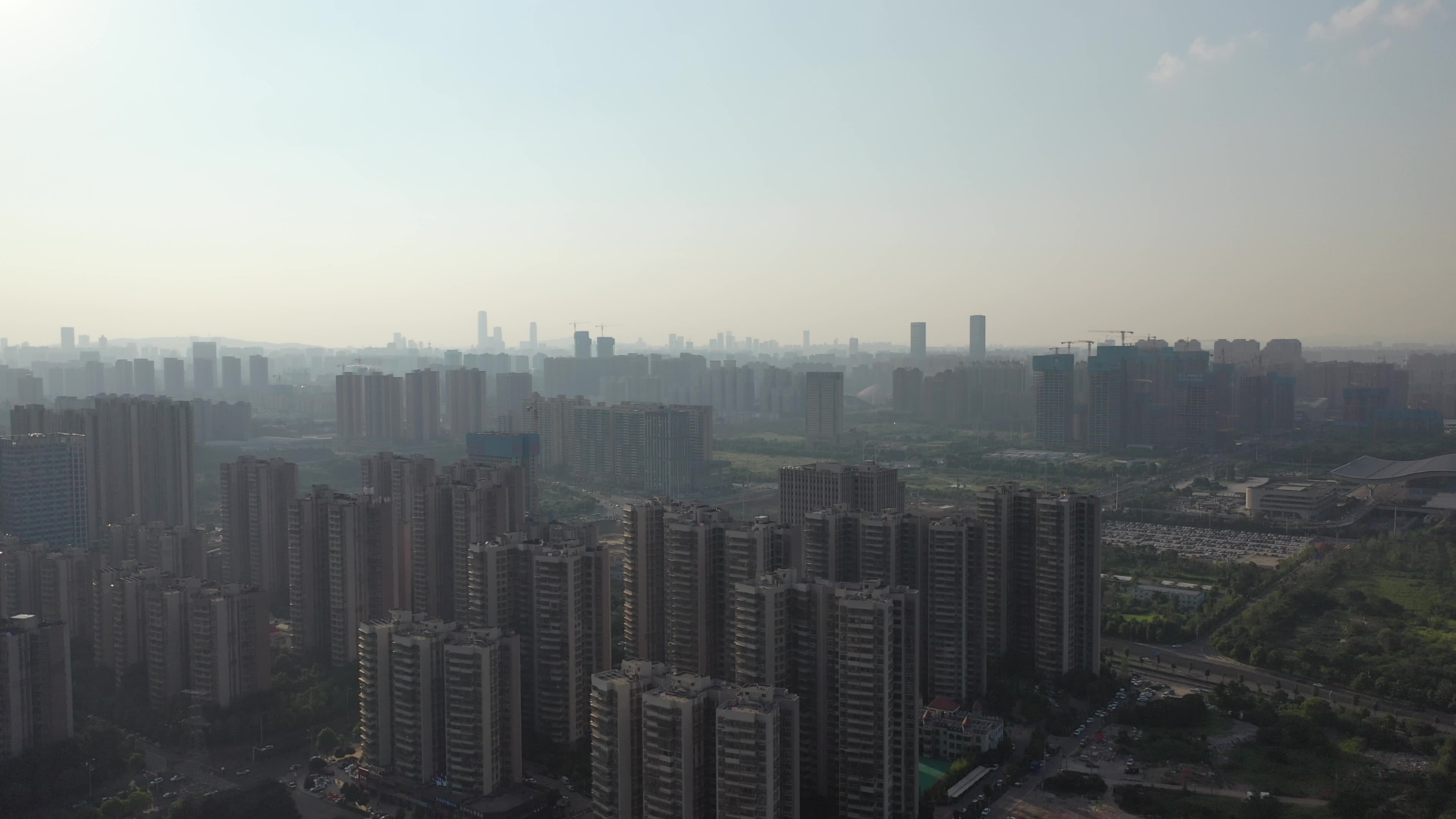 武广新区拉近俯拍视频素材画面1