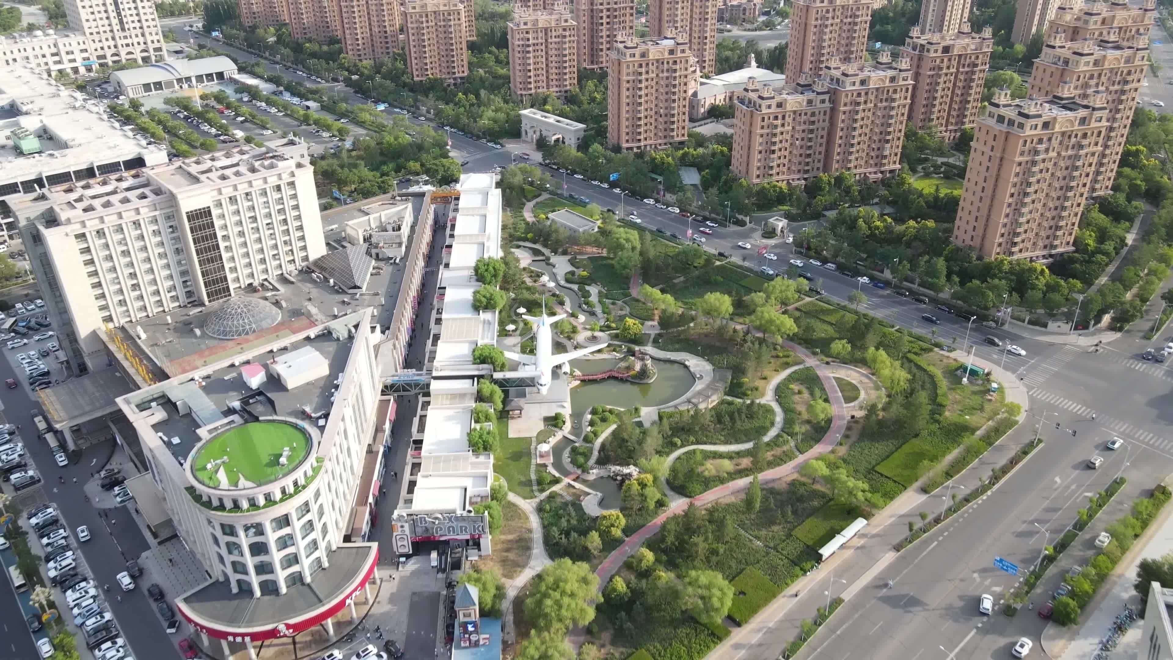 康巴什城市中心街区航拍视频素材画面3