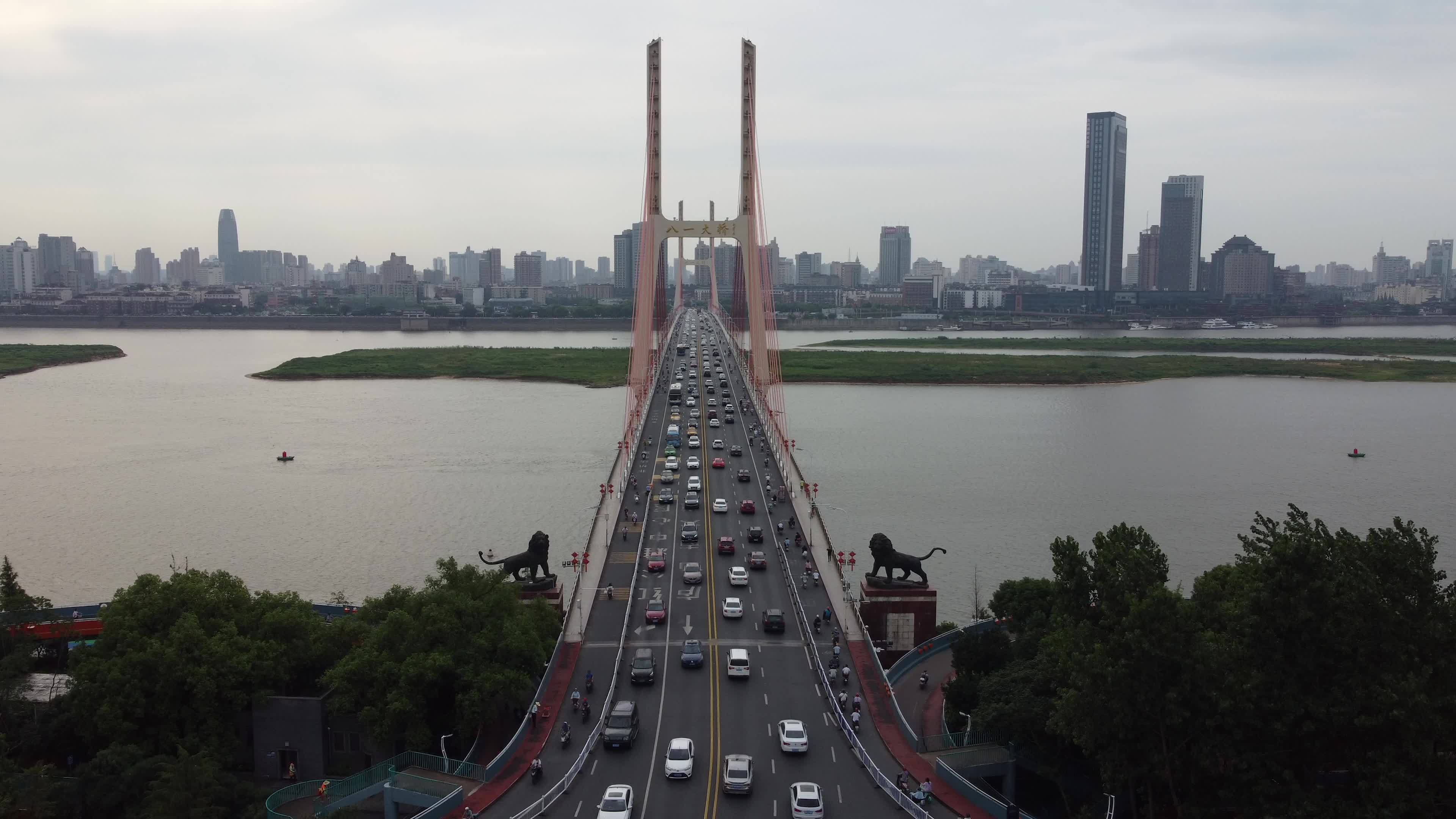 南昌八一大桥视频素材画面3