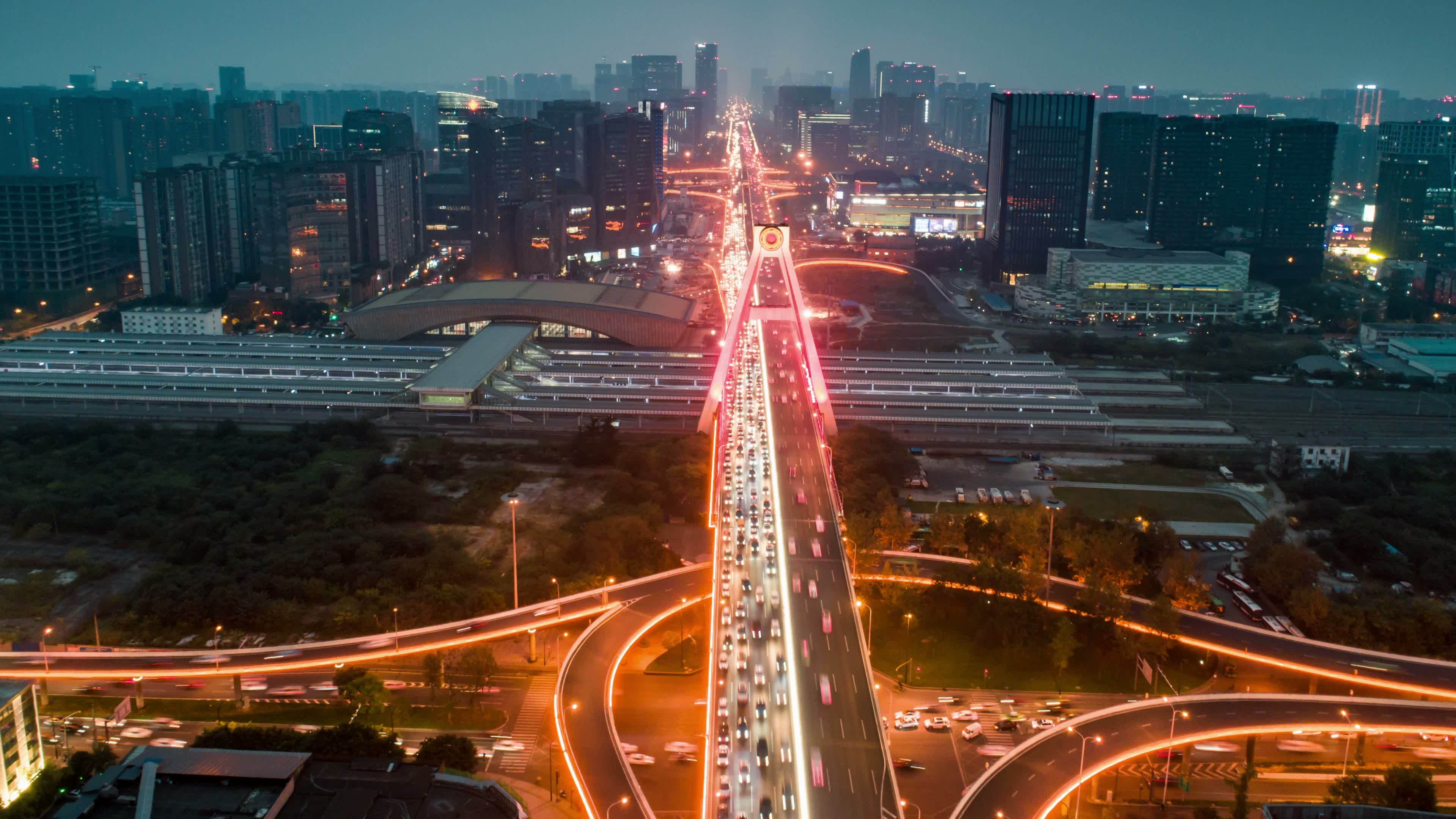 成都天府立交桥夜景航拍视频素材画面1