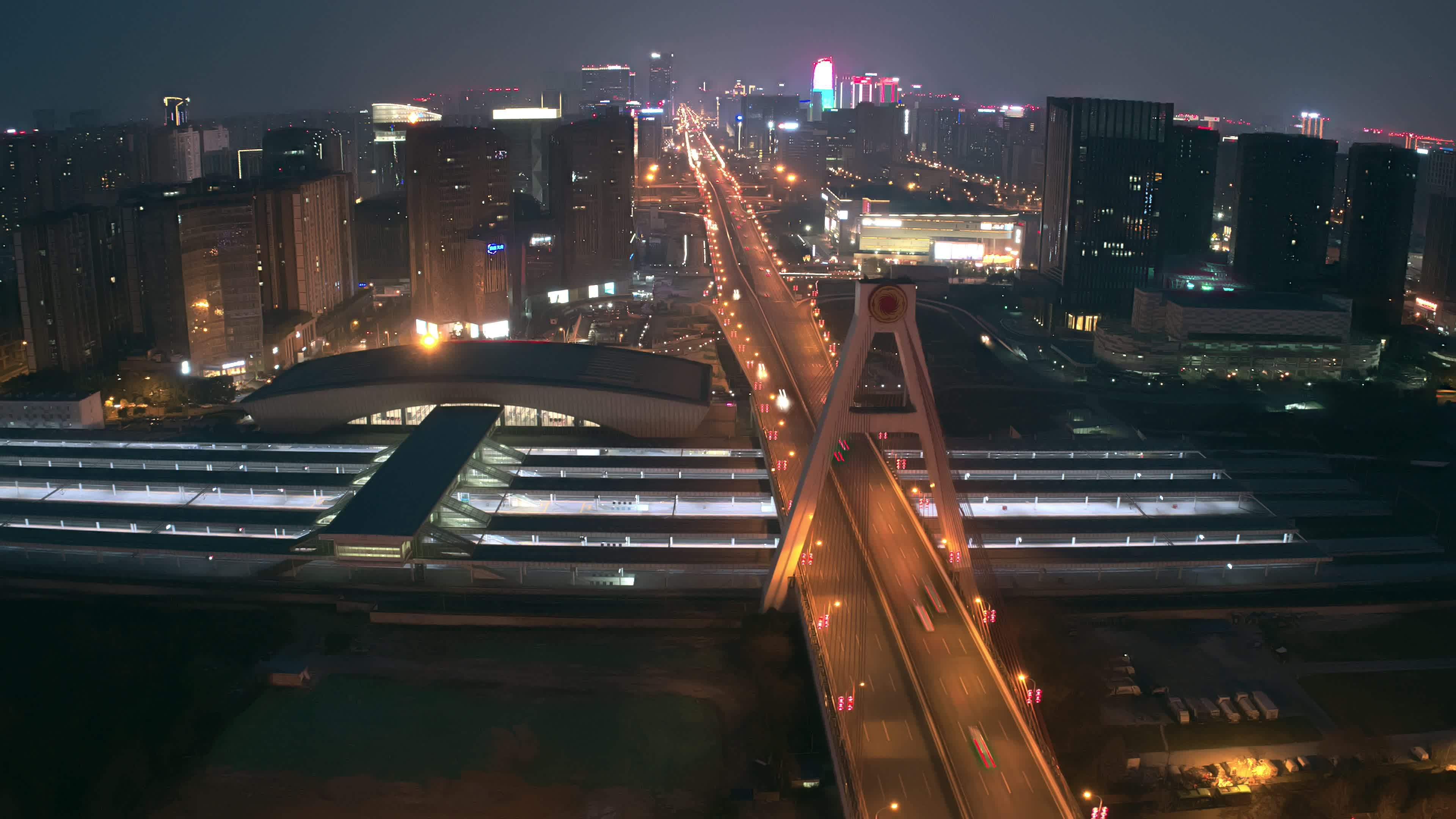 成都天府立交桥夜景航拍延时视频素材画面4