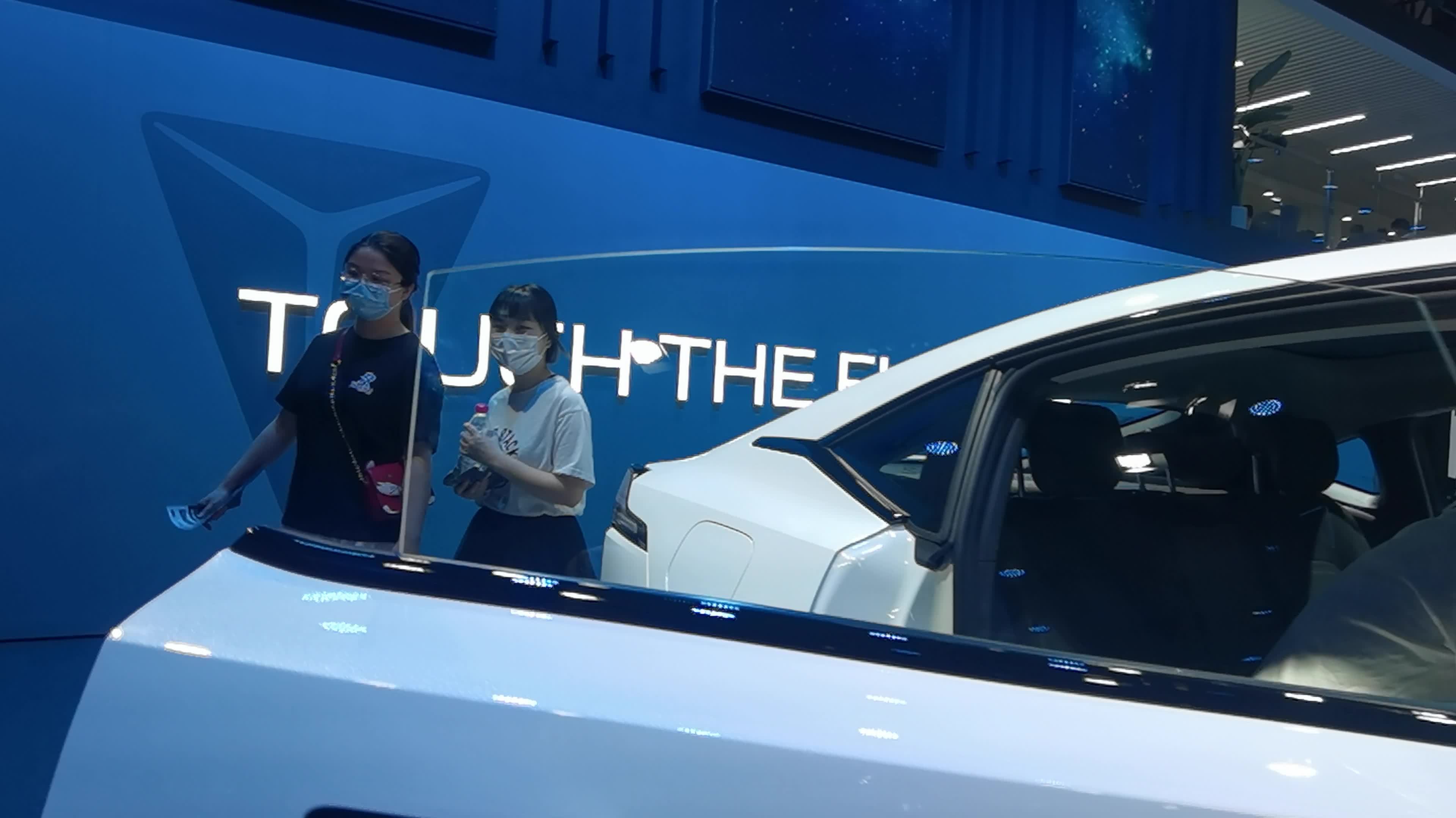 成都国际新能源汽车展览会素材视频素材画面1